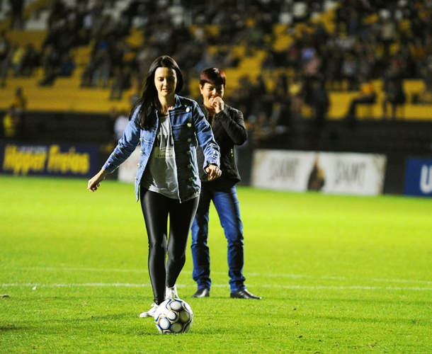 AÇÃO ESPECIAL COM ASSOCIADAS DO TIGRE