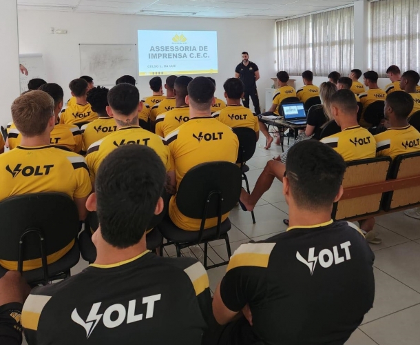 Assessoria do clube palestra para a base