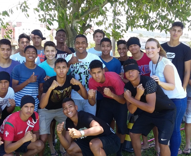 Atletas da base participam de trabalho extra campo