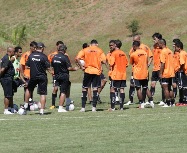 Atletas do Tigre se reapresentam