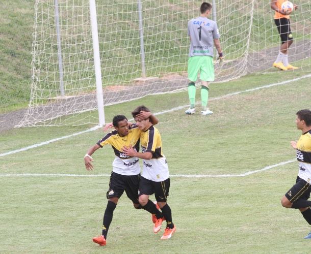 Base do Tigre conhece rivais nas semifinais