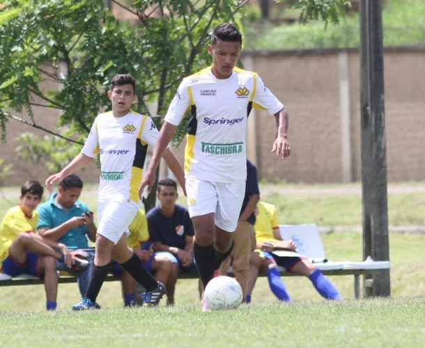 Base do Tigre realiza três jogos treino