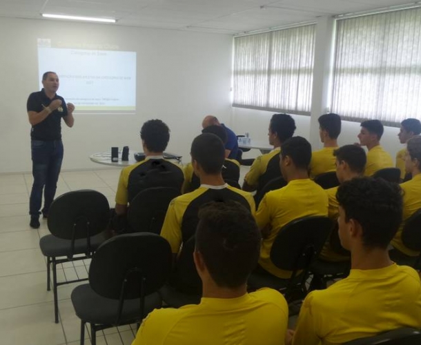 Base se reapresenta para a temporada 2017