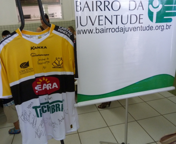 Evento beneficente sorteia camisas do Tigre