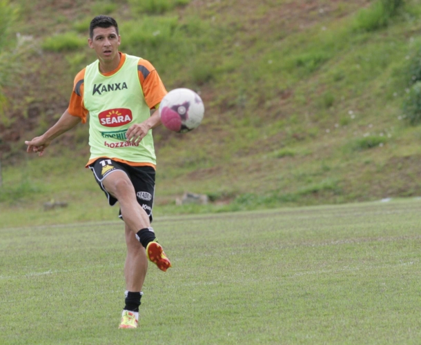 Campeão na Arábia, Ozéia retorna ao Tigre