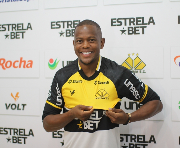 Colombiano Yerson Candelo é apresentado oficialmente 