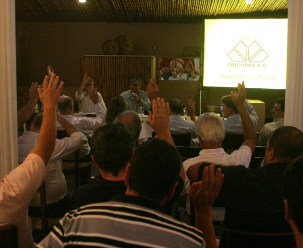 Conselho aprova orçamento 2013