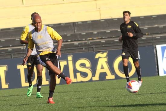 Convocados para partida de terça-feira