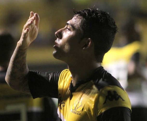 Criciúma acerta venda de atacante