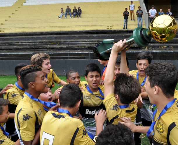 Criciúma conquista título da Taça Ouro em três categorias