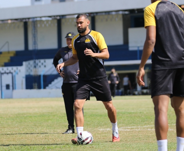 Criciúma duela com o Athletic Club na Arena Sicredi