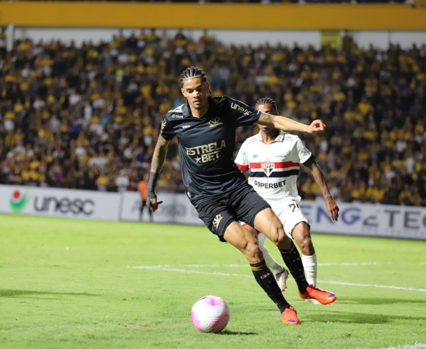 Criciúma e São Paulo empatam no Heriberto Hülse