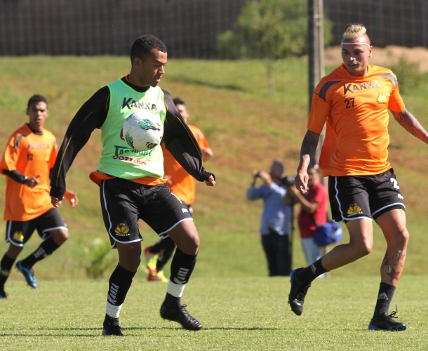 Criciúma encara o Noroeste