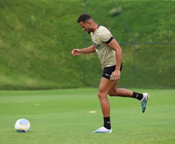 Criciúma enfrenta o Cruzeiro no Mineirão
