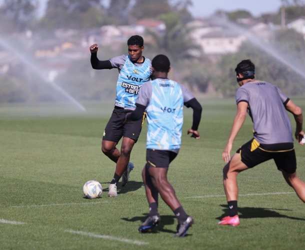 Criciúma enfrenta o Tubarão fora de casa