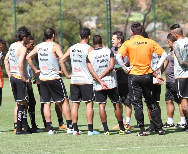 Criciúma faz duelo contra o Cruzeiro