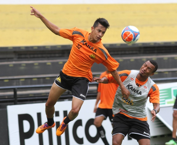 Criciúma joga pela classificação