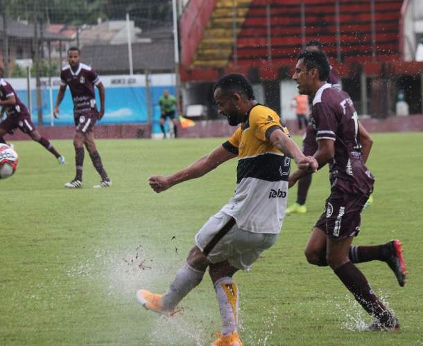 Criciúma perde em Jaraguá do Sul