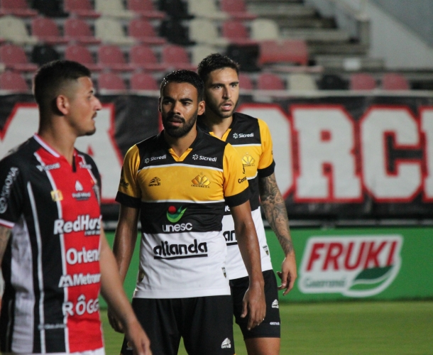 Criciúma perde na Arena Joinville
