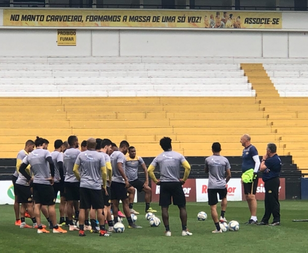 Criciúma recebe o Botafogo-SP