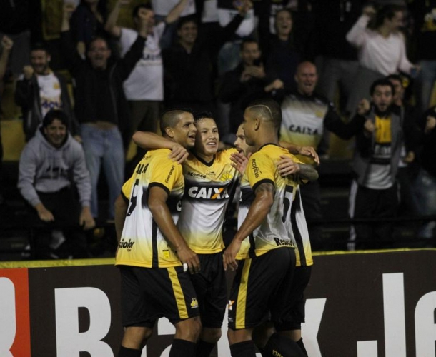 Criciúma vence a terceira seguida