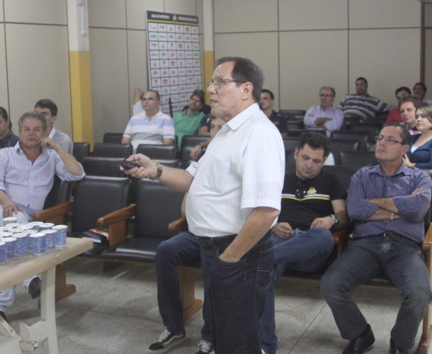 Cronistas esportivos se reúnem em Criciúma