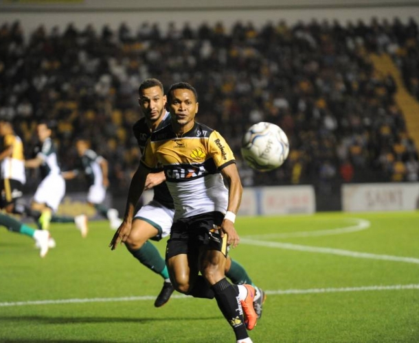 Tigre garante empate no fim
