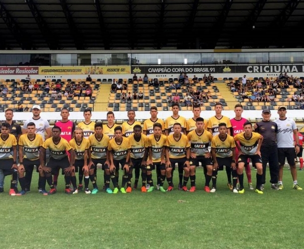 Empate no jogo de ida da final do Sub-15