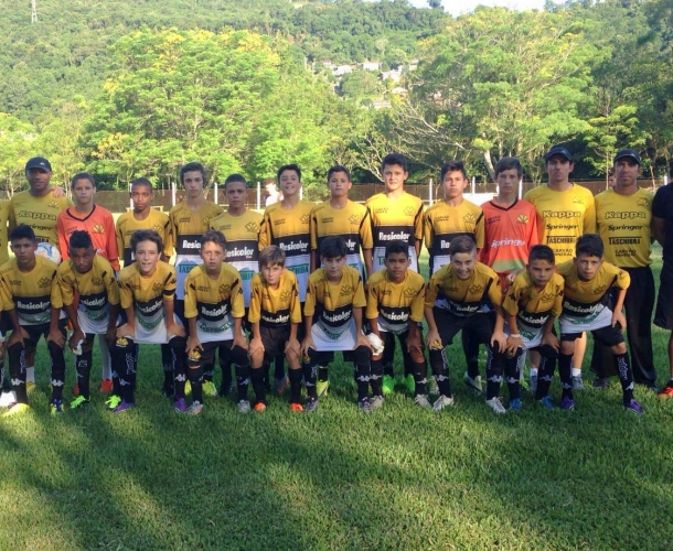 Equipes da base jogam nesta quarta em Três Coroas