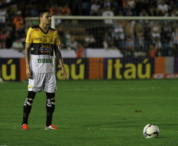 Fábio Ferreira feliz por defender o Tigre