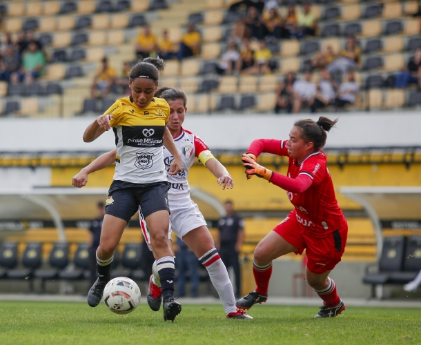 Feminino do Tigre goleia o Joinville Majestoso