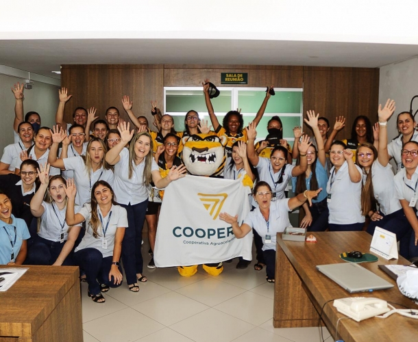 Feminino do Tigre visita a Cooperja  e conhece a estrutura da empresa