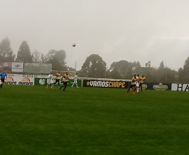 Formação com duas vitórias e um empate