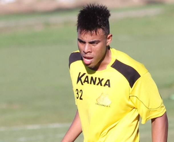 Gols deixam Gustavo mais confiante