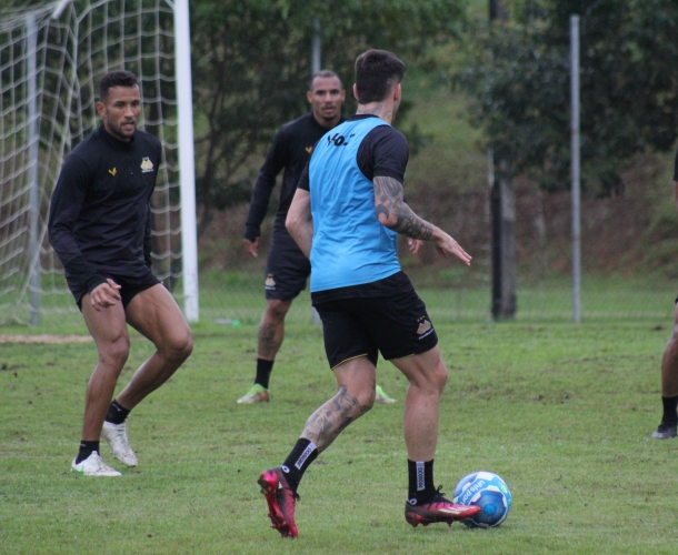 Intensidade na atividade técnica no CT