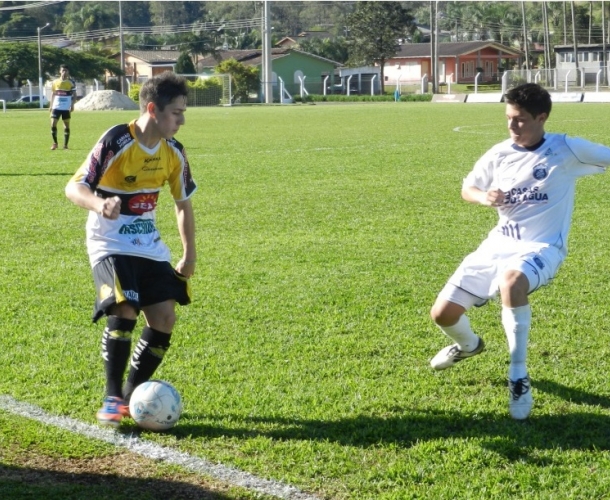 Juvenil faz jogo de preparação para Copa do Brasil
