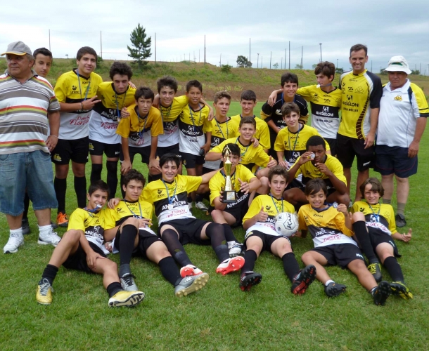 Lauro Müller fatura a Copa Tigrinhos