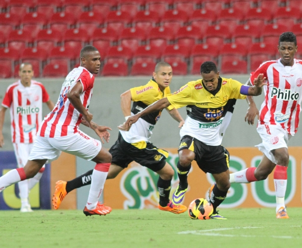 Lins quer vitória para dedicar a torcida