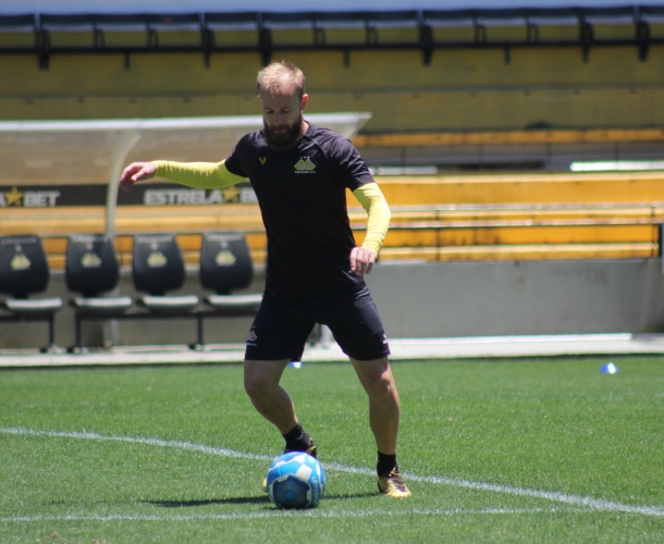 Manhã de domingo com treino tático no HH 