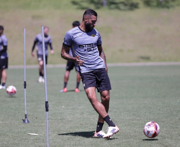 Manhã de intenso trabalho na pré-temporada carvoeira