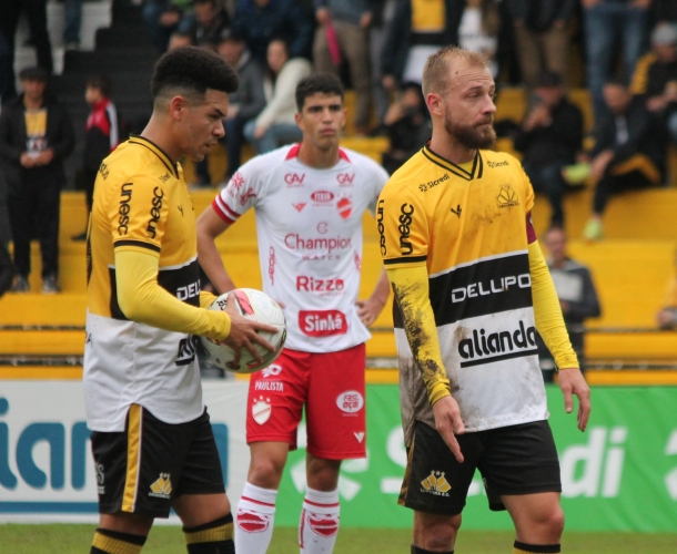 Marquinhos Gabriel e Hermes na seleção da 14ª rodada