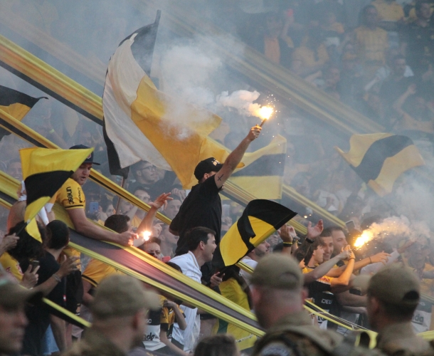 Números mostram a força da torcida carvoeira no HH