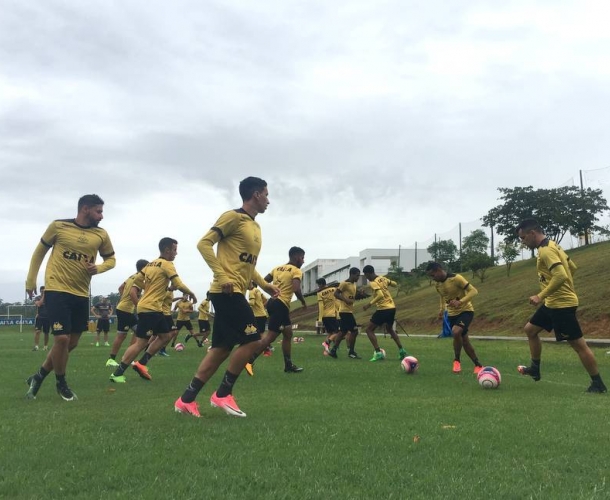 Preparação para duelo contra o Joinville