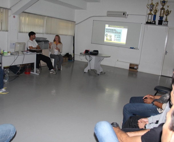 Base do Tigre aprende sobre psicologia esportiva