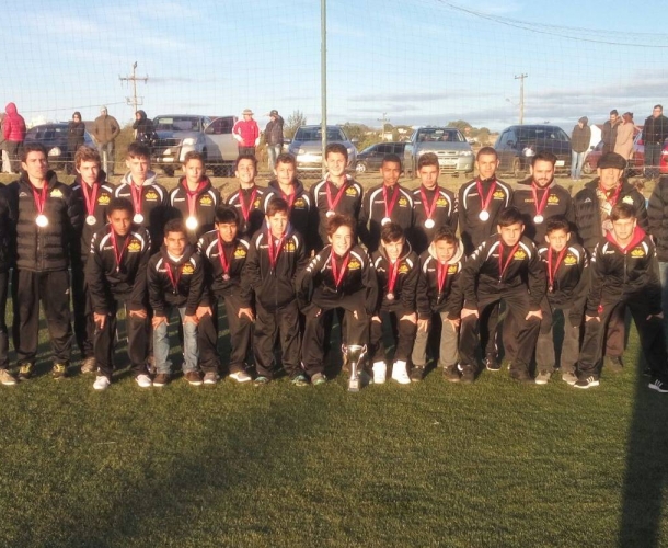 Sub-13 é vice na Copa Celso Chamum