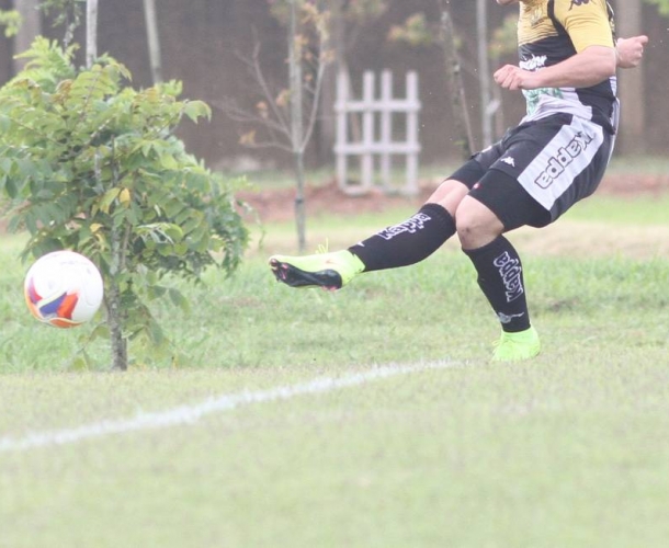 Sub-15 e Sub-17 encaram o Grêmio