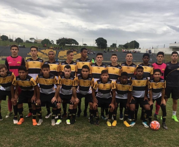 Sub-15 e Sub-17 enfrentam o Tubarão