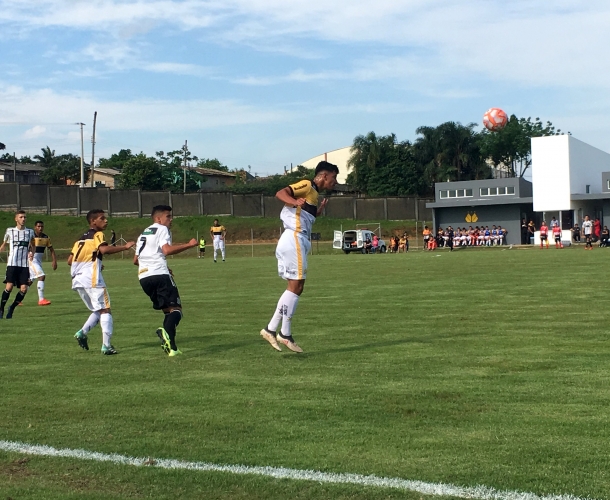 Sub-15 e Sub-17 estão nas semifinais do Catarinense