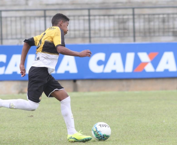 Sub-15 e Sub-17 iniciam caminhada no Catarinense