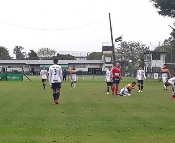 Sub-15 e Sub-17 vencem jogo de ida das quartas de final
